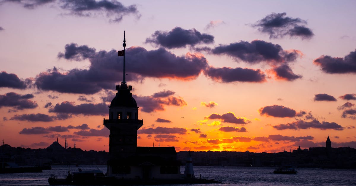 découvrez tout ce qu'il faut savoir sur la tva (taxe sur la valeur ajoutée) : définition, fonctionnement, taux applicables et conseils pour optimiser votre gestion fiscale. informez-vous sur l'importance de la tva dans le monde des affaires.