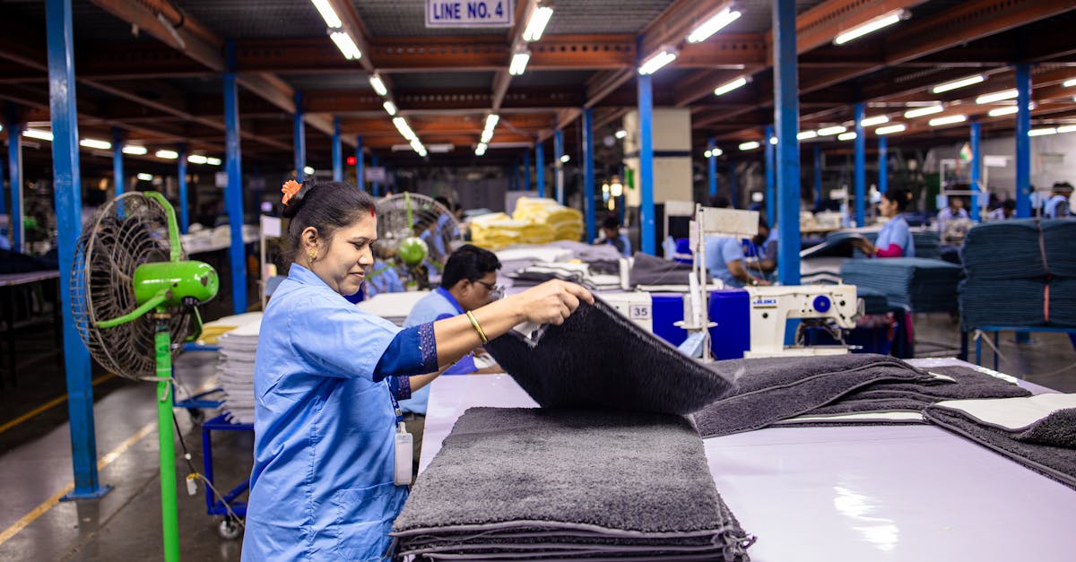 découvrez l'importance de la responsabilité professionnelle dans le monde des affaires. apprenez comment protéger votre entreprise contre les risques financiers liés aux erreurs et omissions, tout en garantissant la confiance de vos clients grâce à une couverture adaptée.