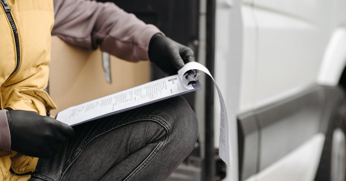 découvrez notre assurance pour véhicules commerciaux, adaptée à vos besoins professionnels. protégez votre flotte automobile avec des couvertures sur mesure, des tarifs compétitifs et un service client dédié. assurez votre sérénité sur la route.