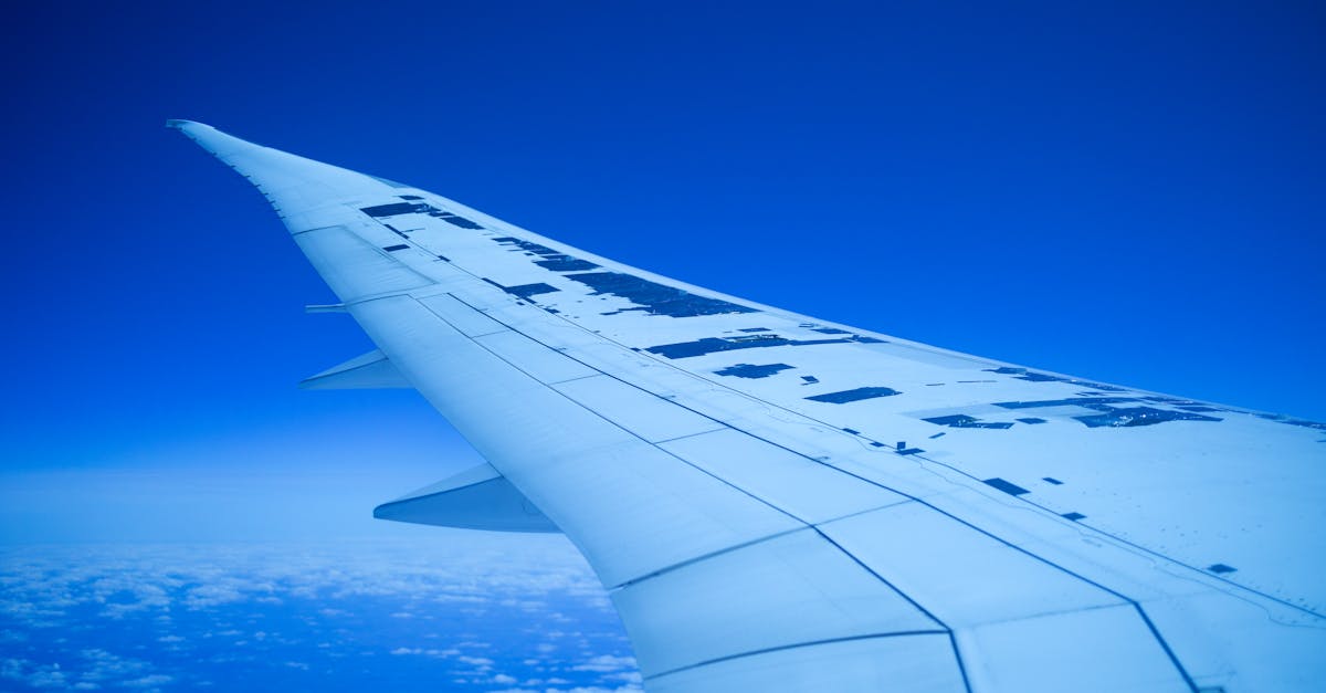 découvrez nos solutions d'assurance commerciale adaptées à vos besoins. protégez votre entreprise contre les risques avec des couvertures sur mesure, un service client dédié et des conseils d'experts.