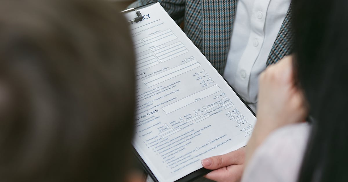 découvrez l'assurance responsabilité professionnelle, une protection essentielle pour les entreprises et les travailleurs indépendants. protégez-vous contre les revendications liées à des erreurs, négligences ou omissions dans le cadre de votre activité professionnelle. assurez la pérennité de votre activité en souscrivant à une couverture adaptée.